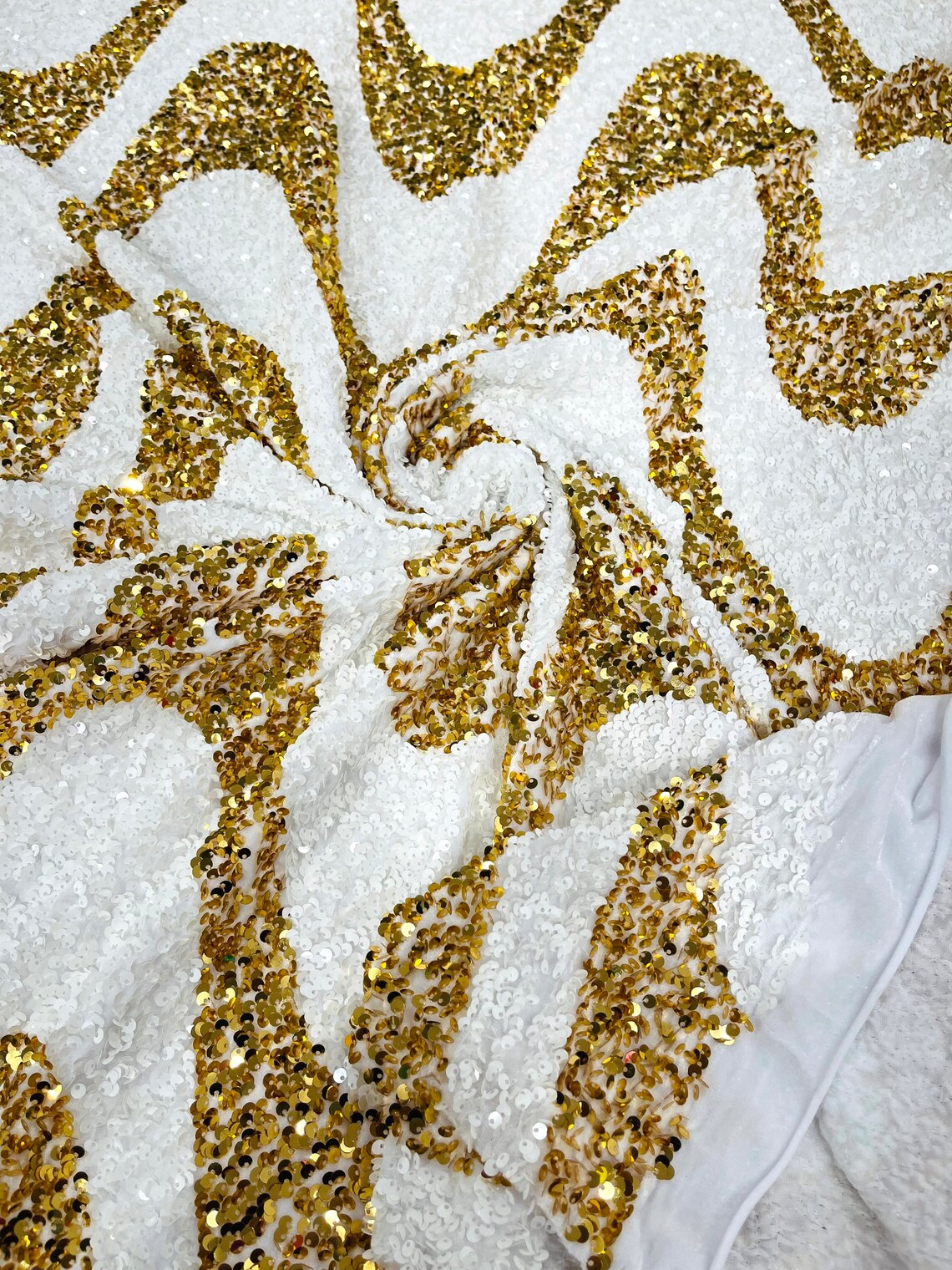 WAVE SEQUIN VELVET - Wave Design Stretch Velvet All Over 5mm Shining Sequins 2 Way Stretch- GOLD/WHITE - Sold By The Yard.- For Fashion Dress Evening Dress Prom Quinceanera