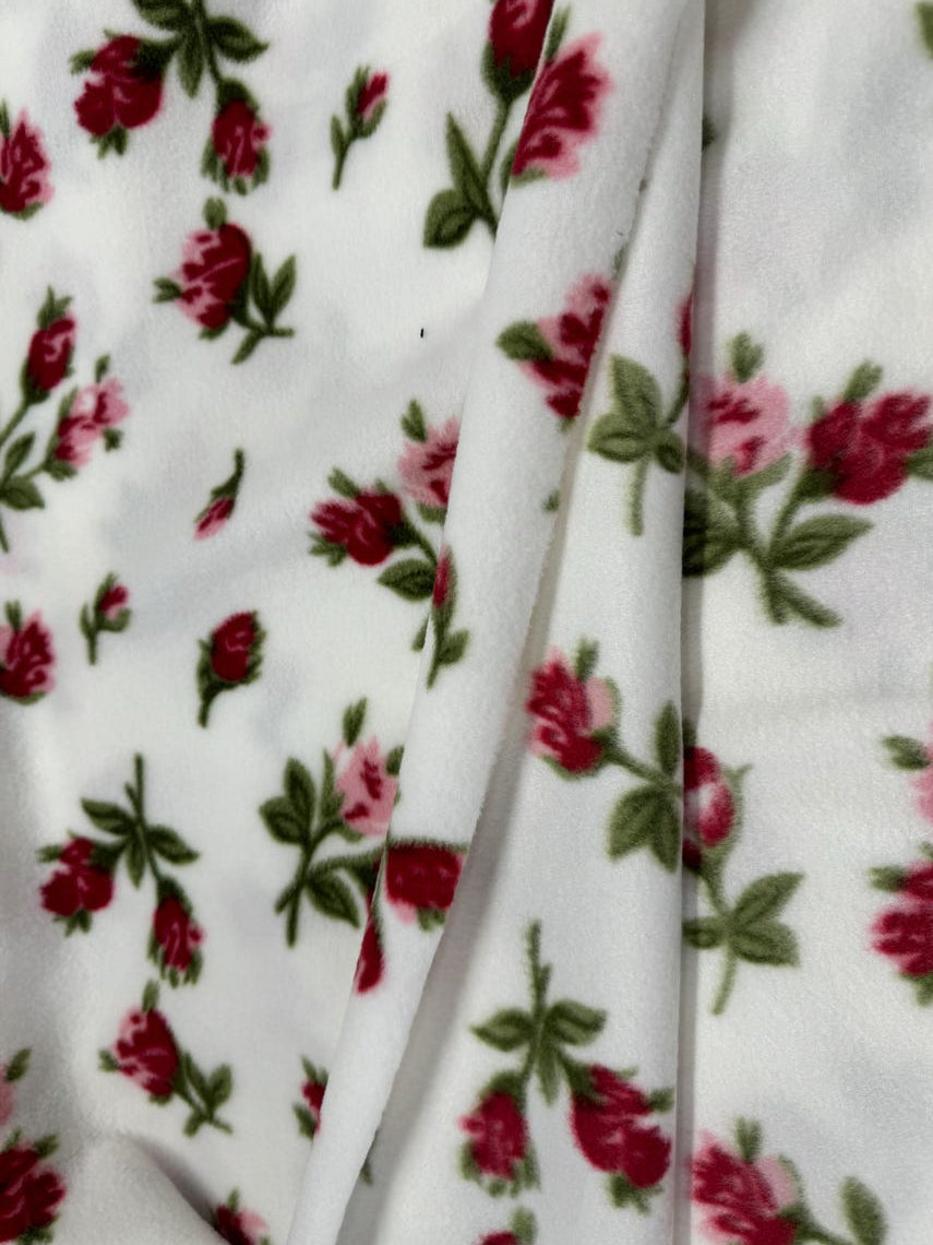 Rose Floral Anti Pill Theme Fleece Fabric, 60” Inches Wide – Sold By The Yard