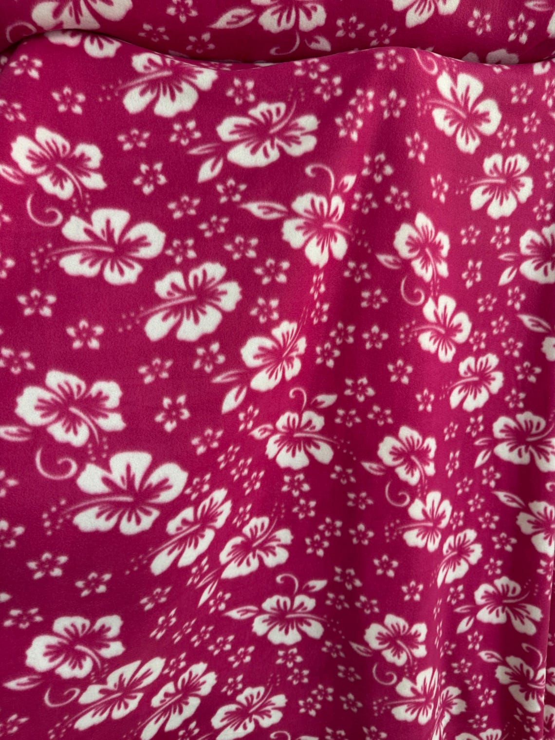 Hawaiian Print - Anti Pill Theme Fleece Fabric, 60” Inches Wide – Sold By The Yard